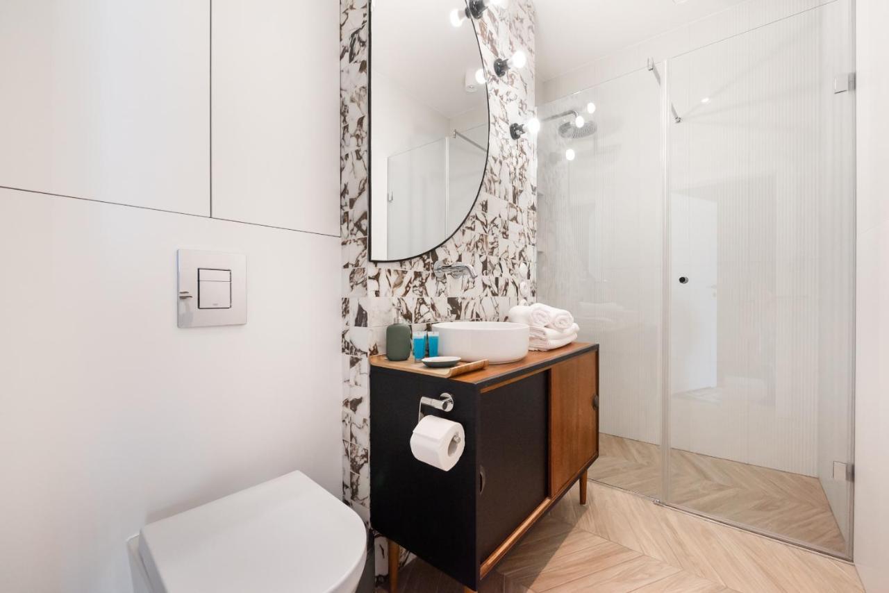 Postepu Comfort Apartment Варшава Екстер'єр фото