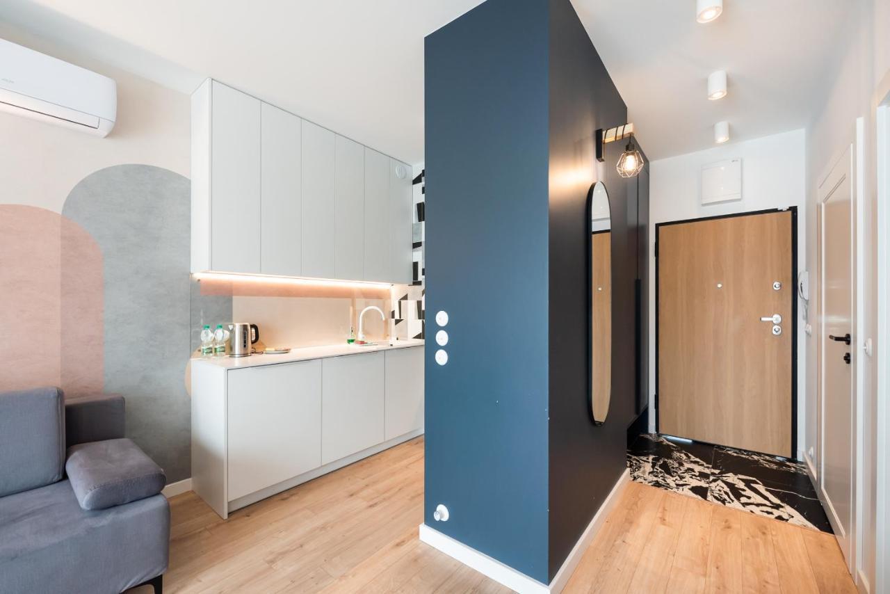 Postepu Comfort Apartment Варшава Екстер'єр фото