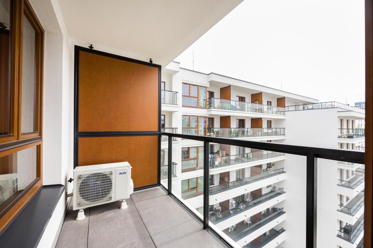 Postepu Comfort Apartment Варшава Екстер'єр фото